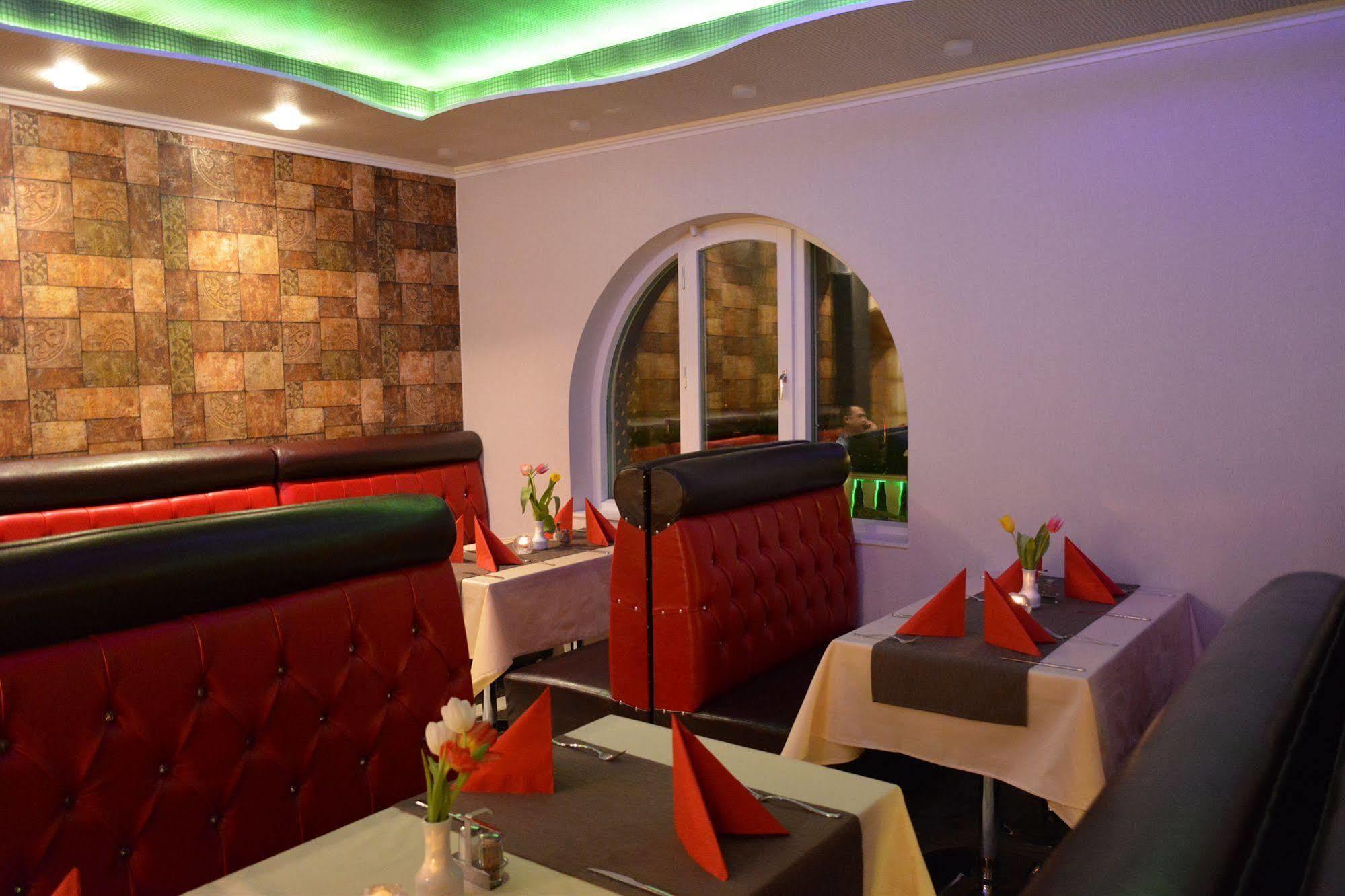 Hotell Angora Sollentuna Luaran gambar